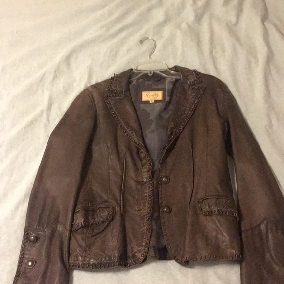 Leather Jacket in perfect condition! - Picture 5 of 11